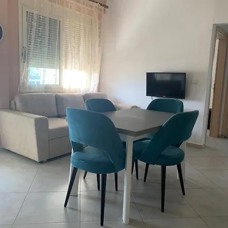 Apartment Relax In *